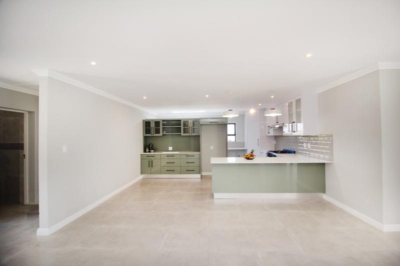 3 Bedroom Property for Sale in Fraaiuitsig Western Cape